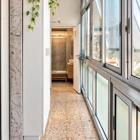 Easystay Apartment *